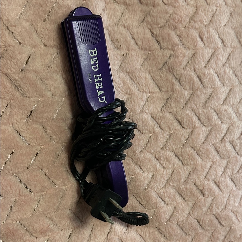 Bed head travel hair crimper